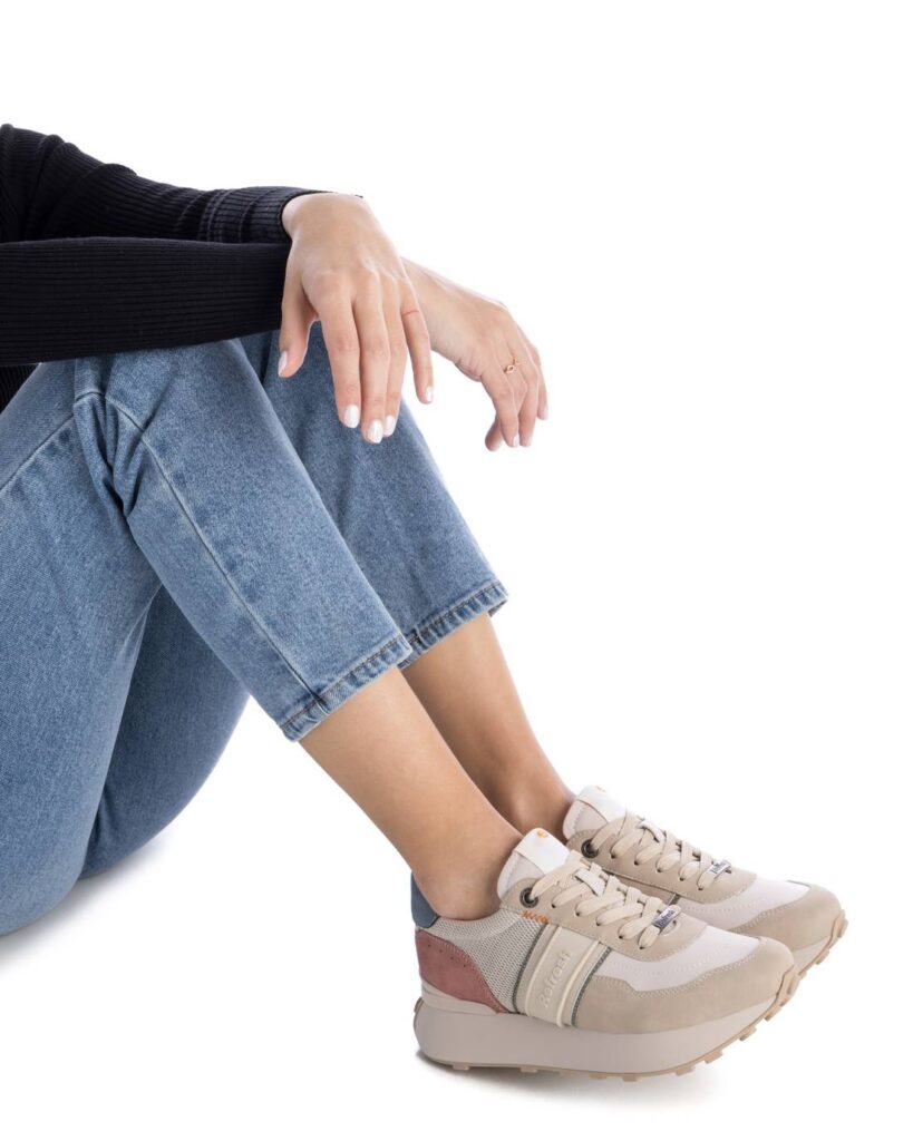 SNEAKERS BASSA ALLACCIATA REFRESH DONNA