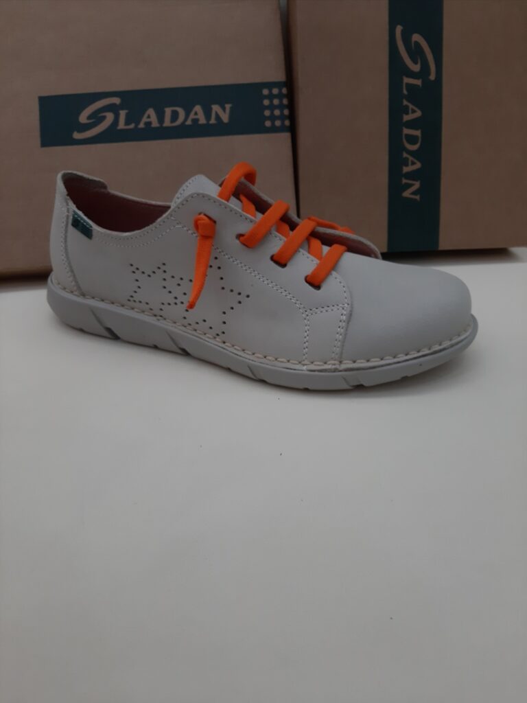 SCARPA CON LACCIO ELASTICO A CONTRASTO SLADAN DONNA