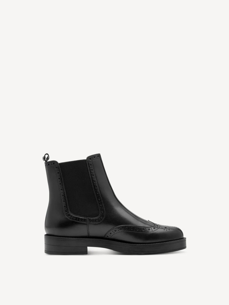 CHELSEA CON ELASTICI LATERALE E DETTAGLI BROGUE TAMARIS