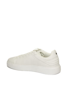 SNEAKERS STRINGATA IN PELLE PIQUADRO