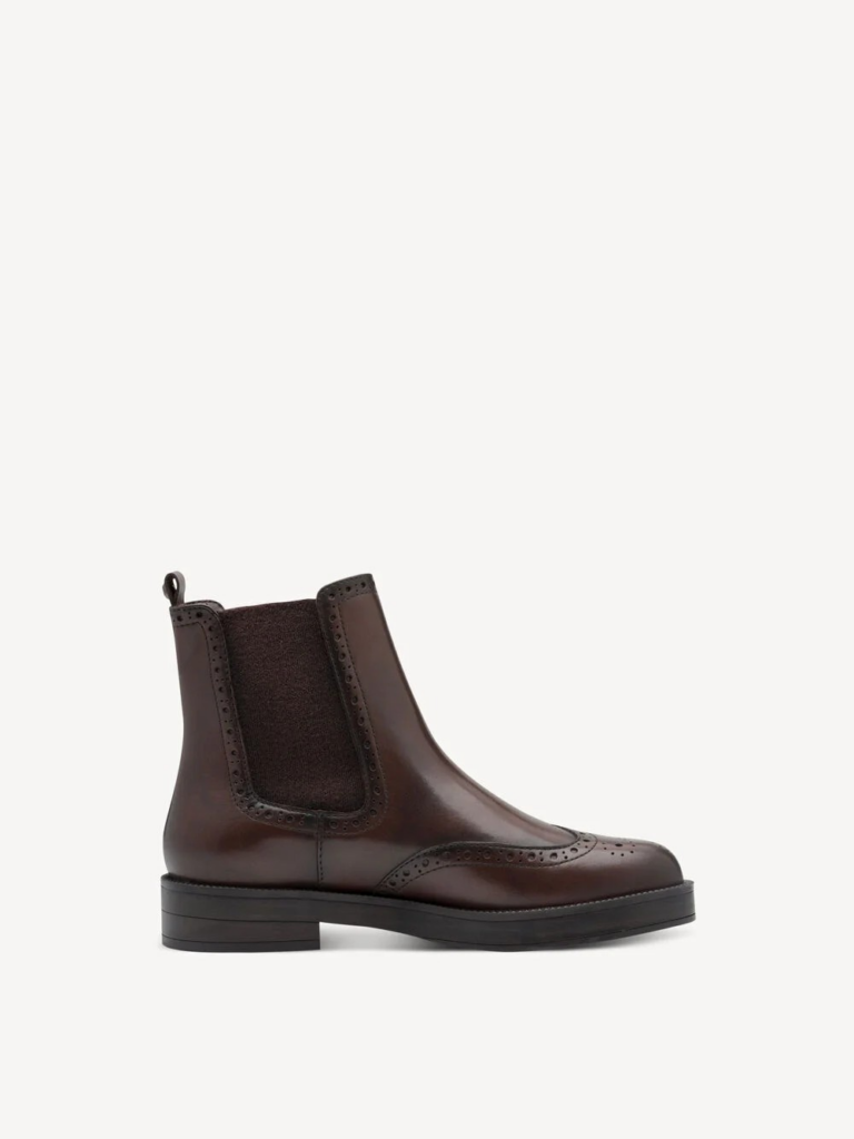 CHELSEA CON ELASTICI LATERALE E DETTAGLI BROGUE TAMARIS
